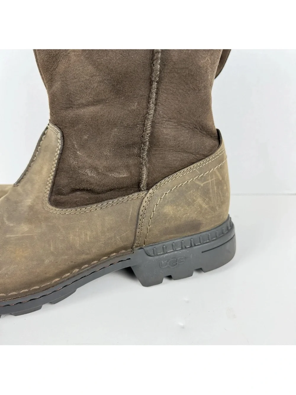 UGG Hartsville Sheepskin Brown Leather Lined Pull On Boots 5626 Mens Size 13